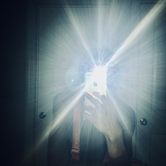 Meet your Posher, Bree - Picture 4 of 7